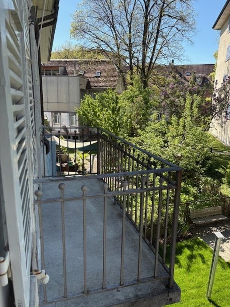 Delizioso appartamento di 3 camere a Berna con balcone (2)