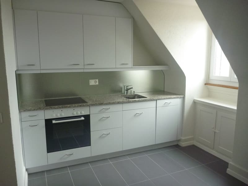 gemütliche 2-Zimmer-Dachwohnung im Beaumont-Quartier (2)