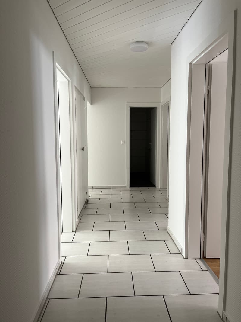 Bern - 4-Zimmerwohnung mit Gartensitzplatz im beliebten Mattenhof (11)