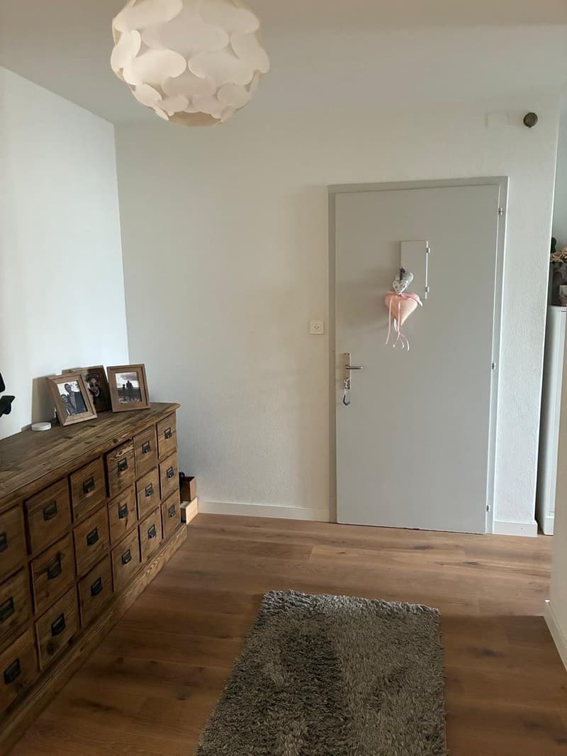 Muri b. Bern - schöne, helle 4-Zimmerwohnung (9)