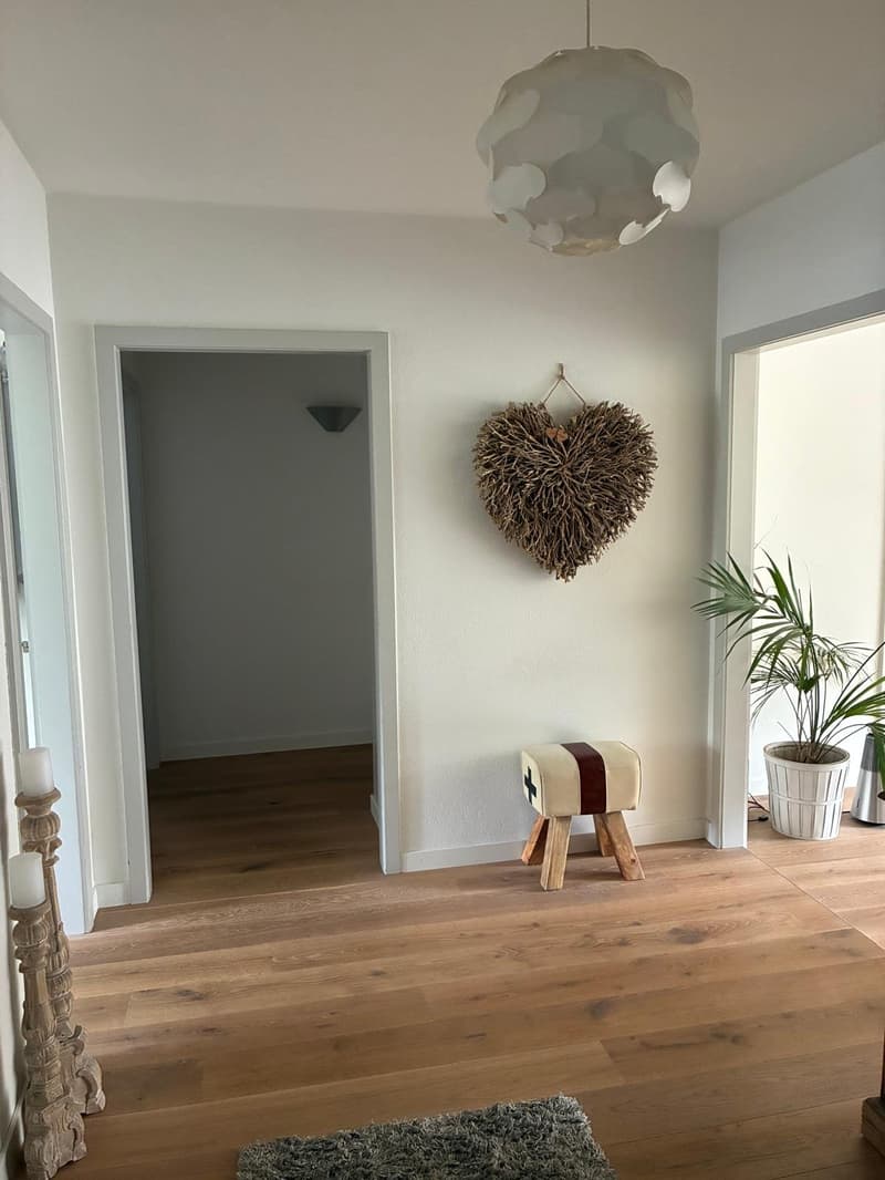 Muri b. Bern - schöne, helle 4-Zimmerwohnung (11)
