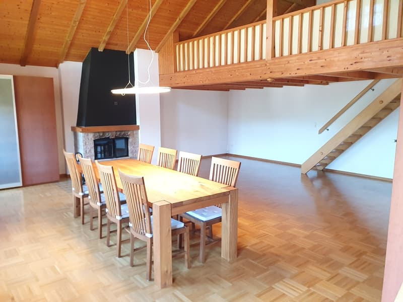 Wohnzimmer mit Galerie
