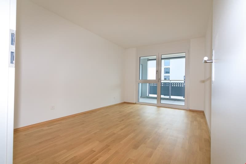 Moderne 2.5-Zimmer-Wohnung in ruhiger Lage in Deitingen (2)