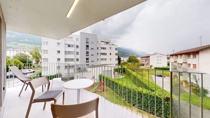Appartamento moderno e luminoso con balcone (10)