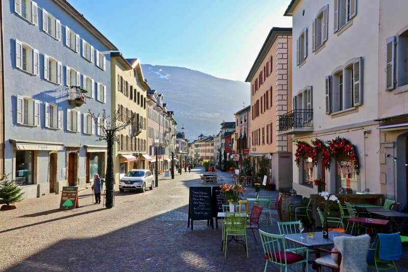 Charming apartment in the heart of Sion (18)