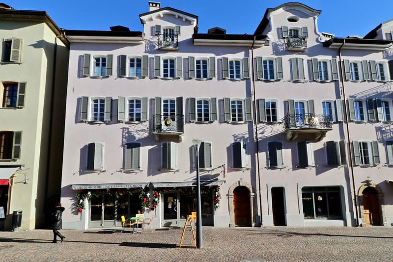 Charming apartment in the heart of Sion (17)