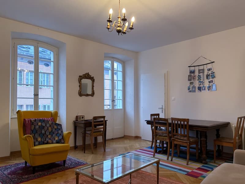 Charming apartment in the heart of Sion (2)
