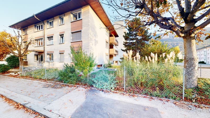 Studio spacieux dans un joli quartier à Sierre (2)