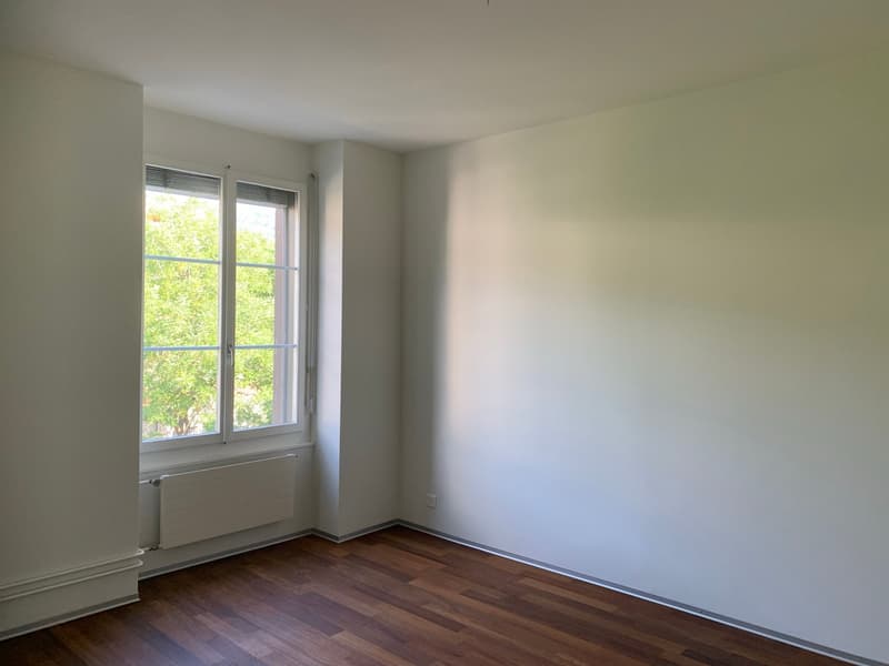 Charmant appartement 4 pièces dans un quartier calme de Biel (6)