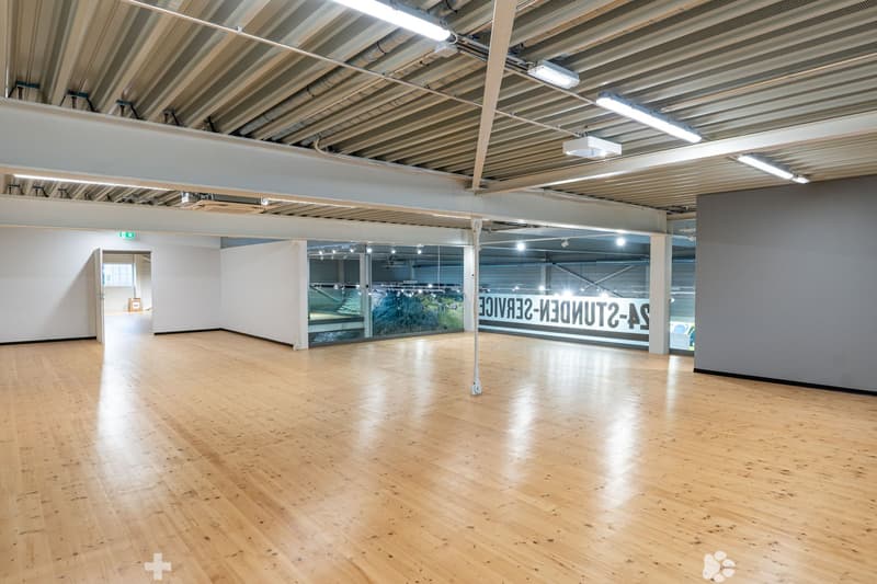 720 m² Verkaufs-, Showroom- & Gewerbefläche an Toplage in Biel (6)