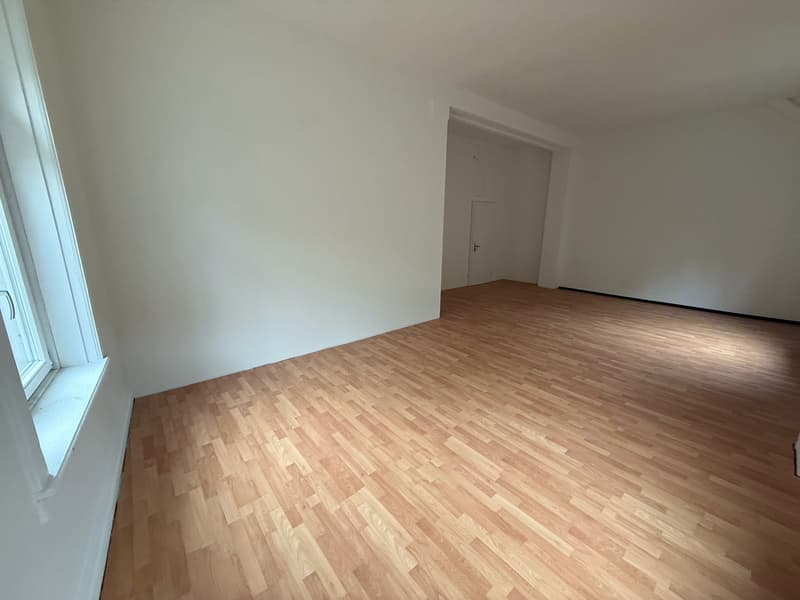 Helles Büro oder Atelier mit 40 m² – frisch renoviert in Schönenwerd (4)
