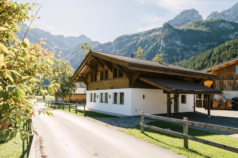 Chalet unifamilial moderne avec carport - Première occupation (2)