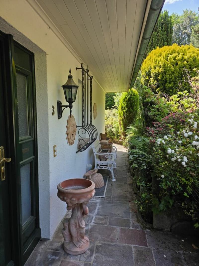 Nur 20 Minuten von Reinach entfernt - elegantes 7 1/2 Zimmer-Landhaus mit viel Umschwung und Fernsicht / Unique Country-Style Villa Kopie (2)