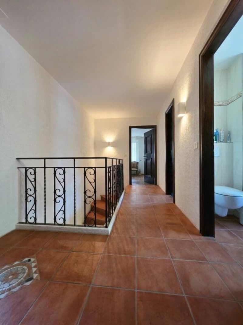 Nur 20 Minuten von Reinach entfernt - elegantes 7 1/2 Zimmer-Landhaus mit viel Umschwung und Fernsicht / Unique Country-Style Villa Kopie (10)