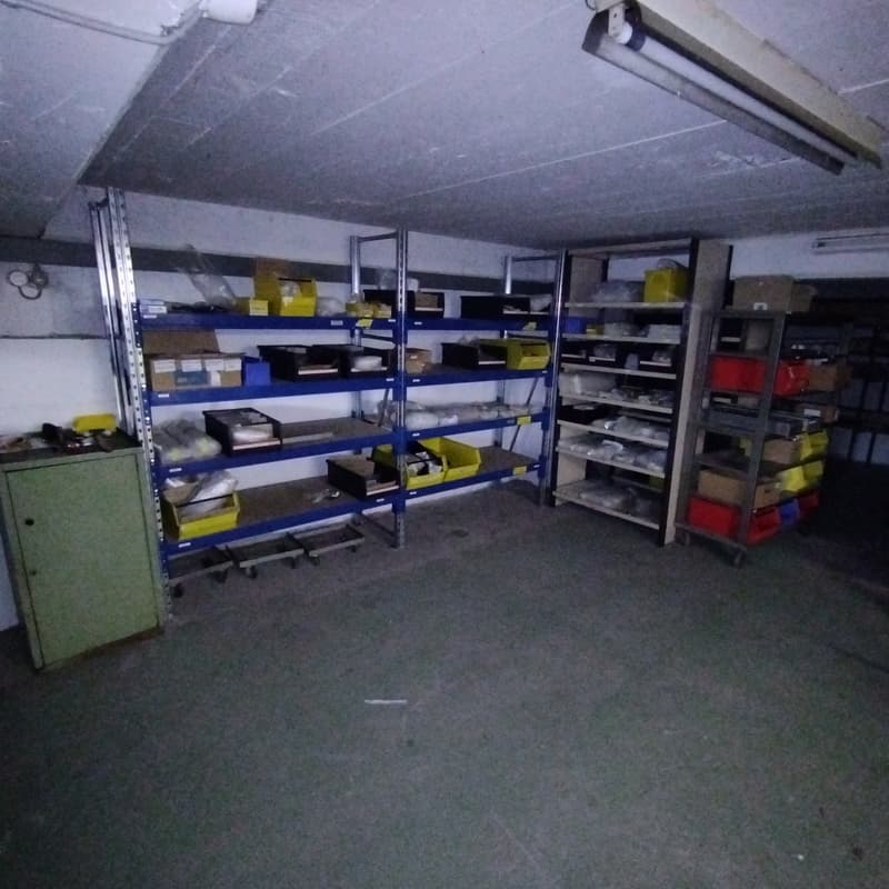 Locaux de stockage à louer (10)