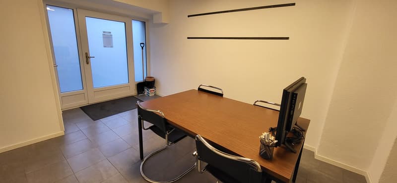 Local commercial de 50 m2 au rez-de-chaussée (8)
