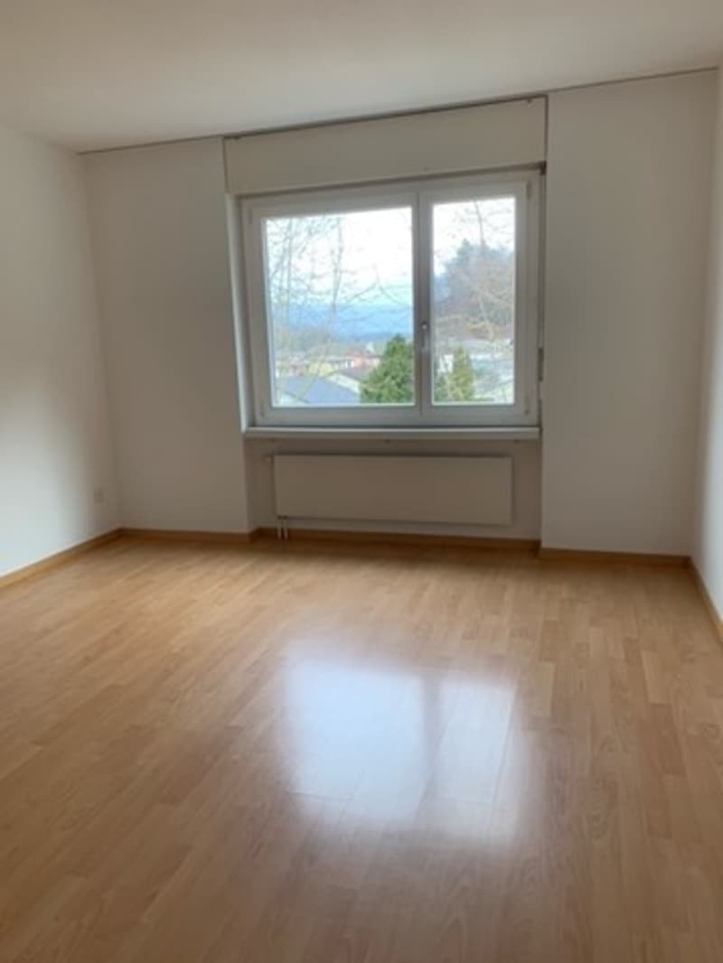 Helle 3.5 Zimmer Wohnung im 3. Stock (7)
