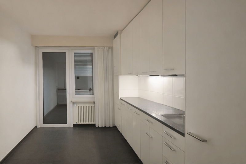Grosszügige 3-Zimmerwohnung an ruhiger und grüner Lage (6)