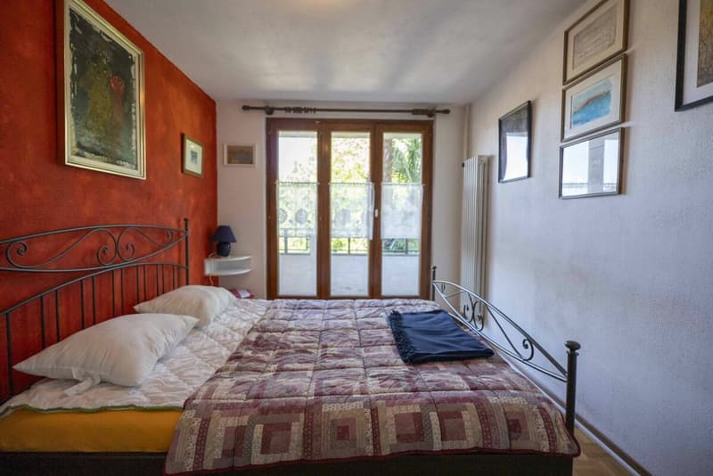 Vendiamo confortevole casa in stile rustico a Mugena (10)