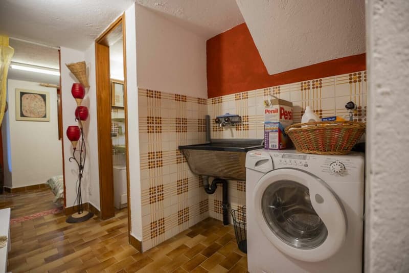 Vendiamo confortevole casa in stile rustico a Mugena (15)