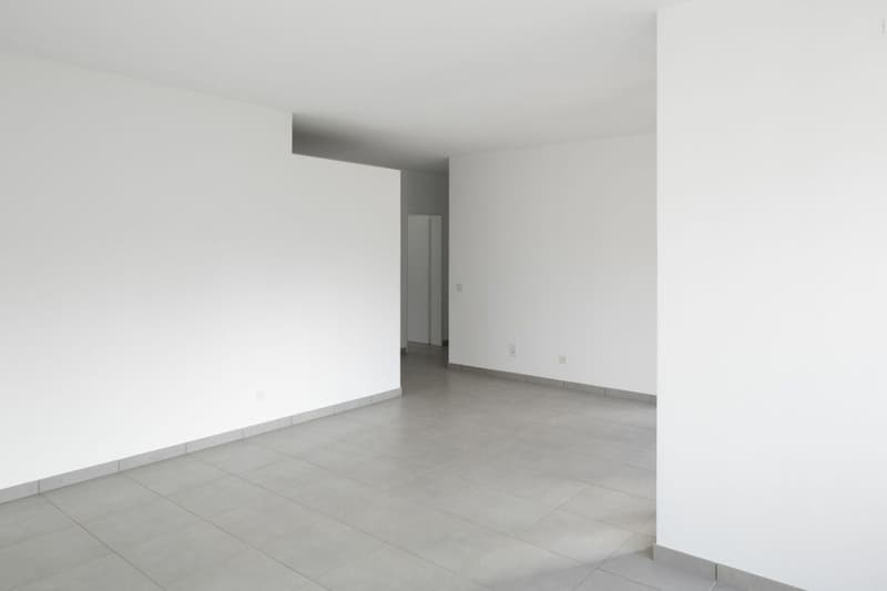 Nous louons un grand appartement de 5,5 pièces dans le quartier Sagittario (8)