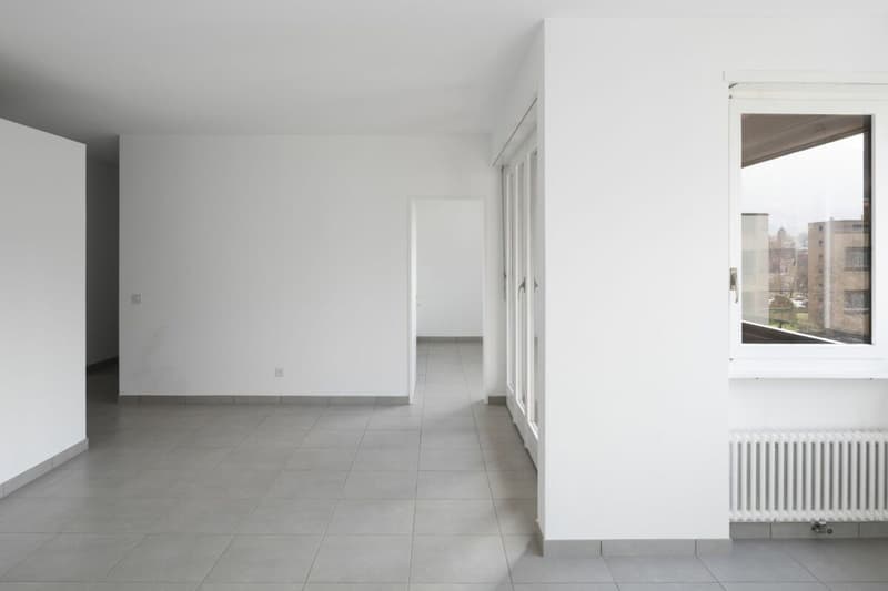 Nous louons un grand appartement de 5,5 pièces dans le quartier Sagittario (4)