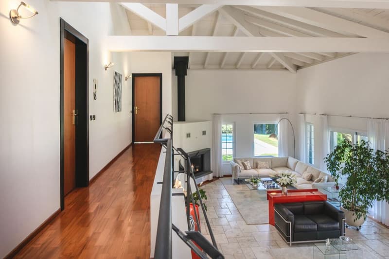 Villa mit Pool in Cadro (10)