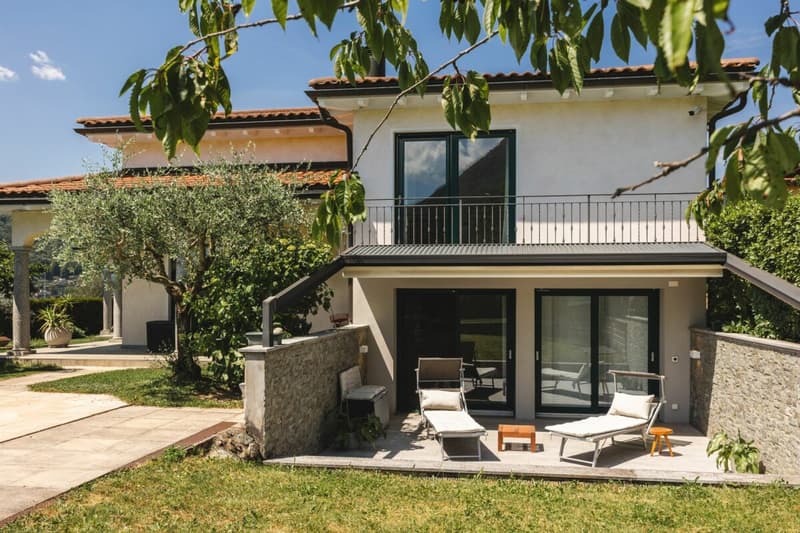 Villa mit Pool in Cadro (5)