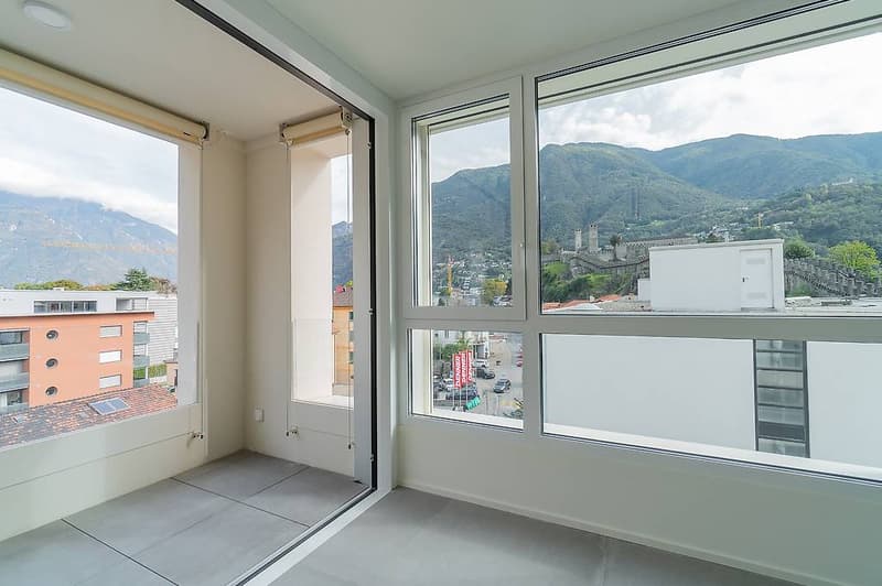 We are selling brand new 3.5-room apartments in a central location with high standards (6)