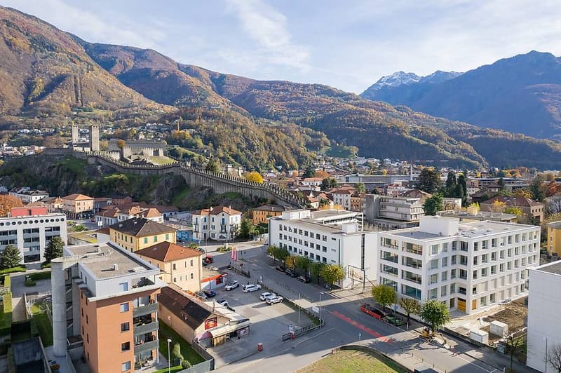 We are selling brand new 3.5-room apartments in a central location with high standards (2)