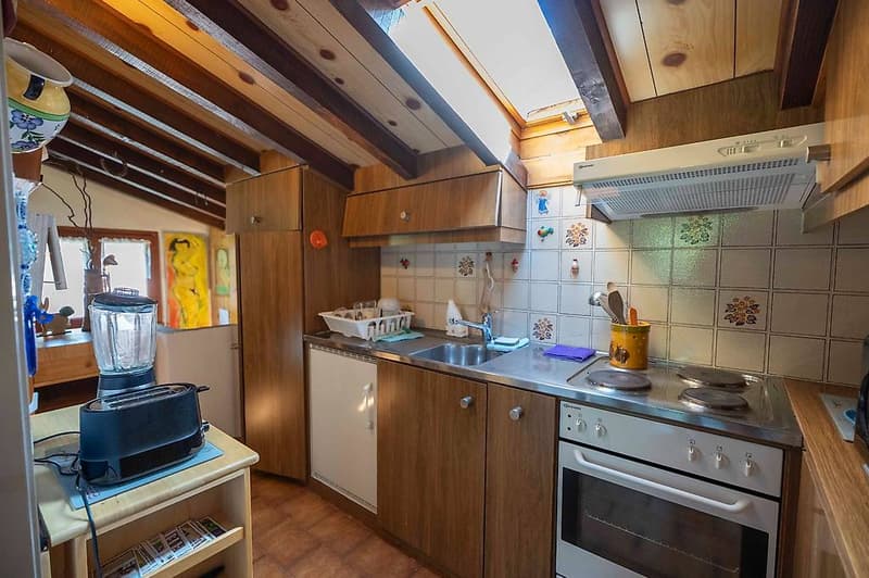 Schönes Haus in Mugena, im Malcantone, mit rustikalem Anbau (4)