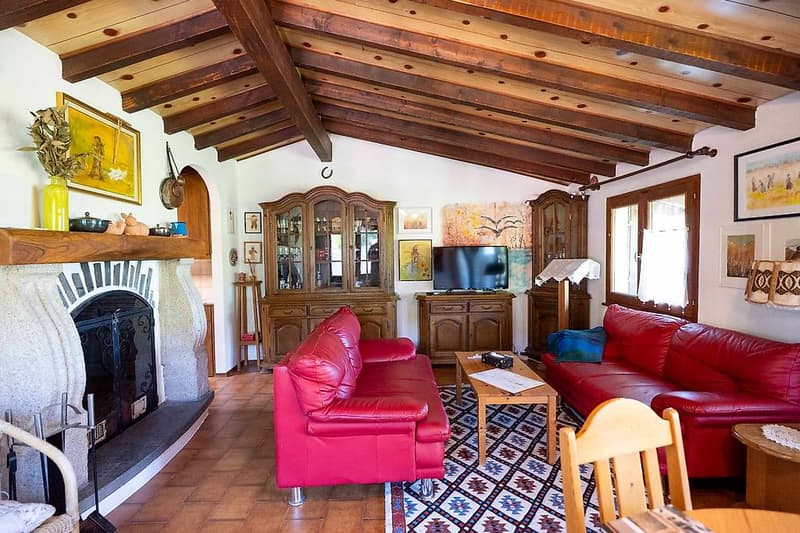 Schönes Haus in Mugena, im Malcantone, mit rustikalem Anbau (3)