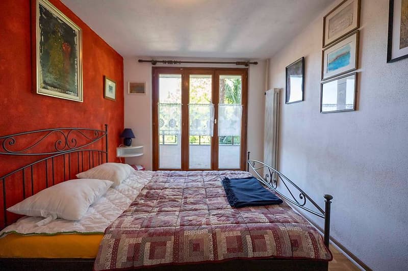 Schönes Haus in Mugena, im Malcantone, mit rustikalem Anbau (9)