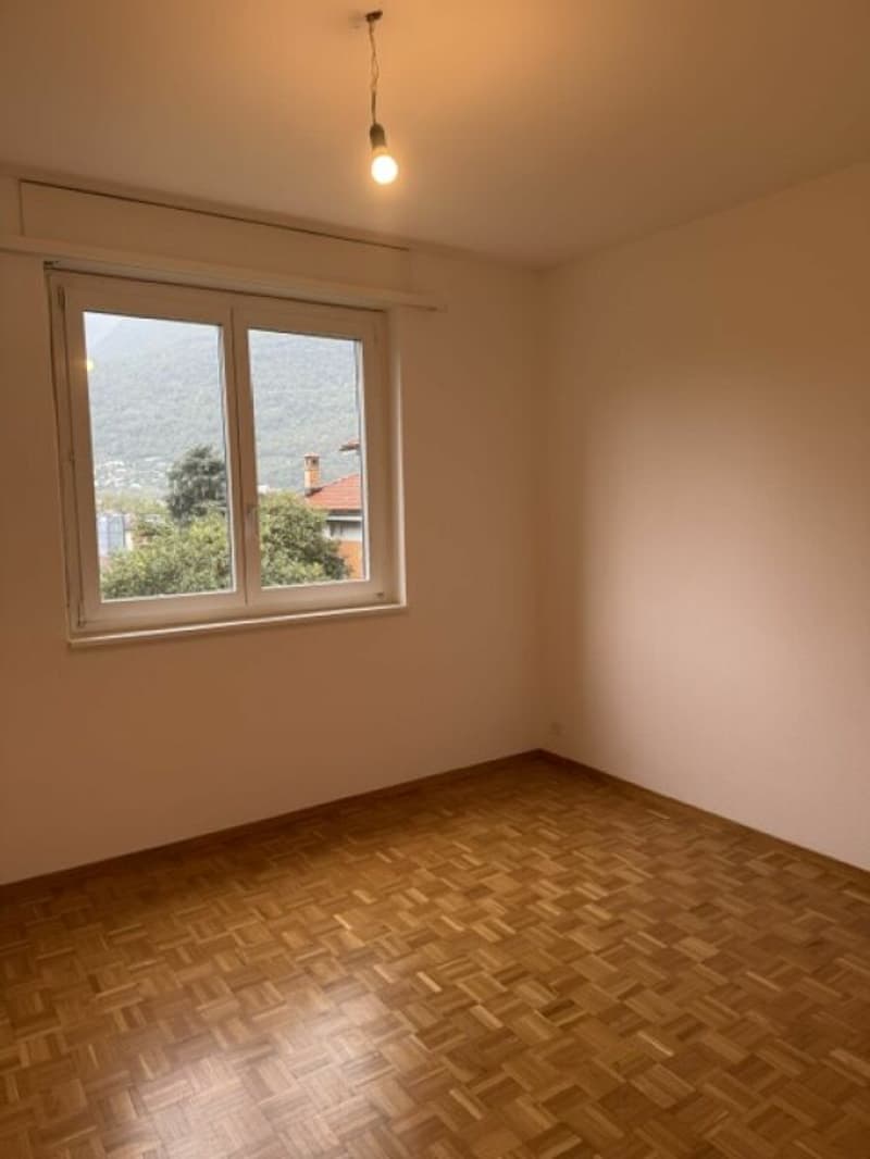 Bellissimo 3.5 locali in via Rompeda a Bellinzona (11)