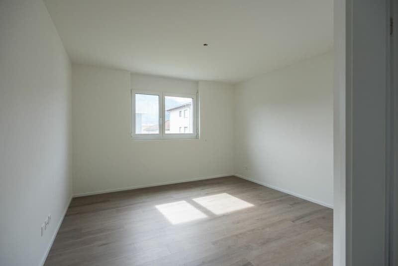 Neue und moderne 4,5-Zimmer-Wohnung in einer attraktiven Lage in Gordola (8)
