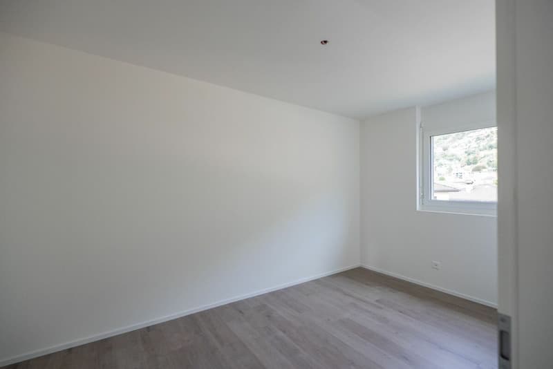 Neue und moderne 4,5-Zimmer-Wohnung in einer attraktiven Lage in Gordola (13)