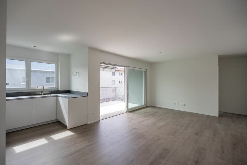 Neue und moderne 4,5-Zimmer-Wohnung in einer attraktiven Lage in Gordola (7)