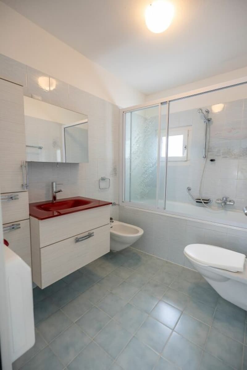 Wir verkaufen ein hübsches Haus in einer ruhigen Gegend von Claro (14)