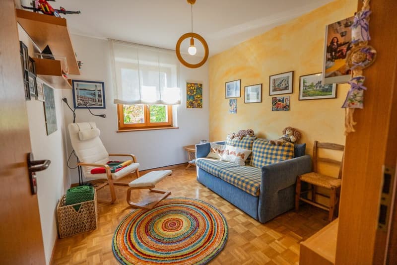 Wir verkaufen ein Einfamilienhaus in Cevio in ruhiger Lage (14)