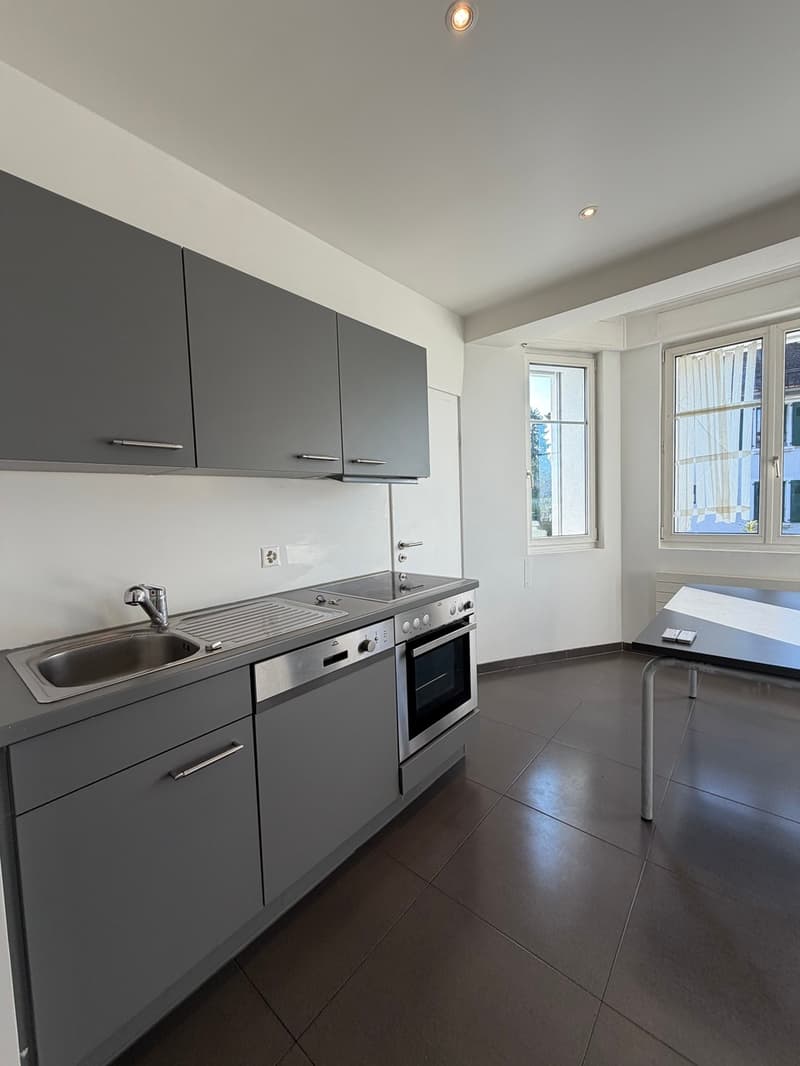 Appartement lumineux de 3.5 pièces à Prilly (2)