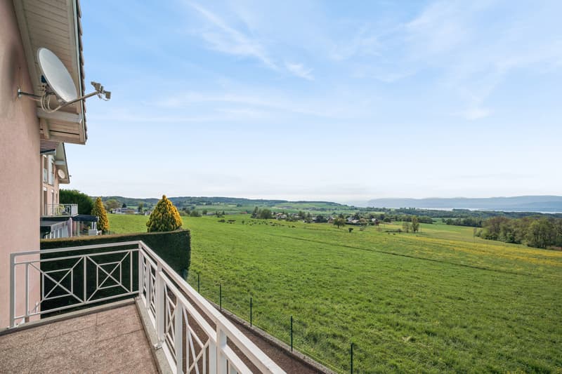 Beautiful individual villa with panoramic view (5)