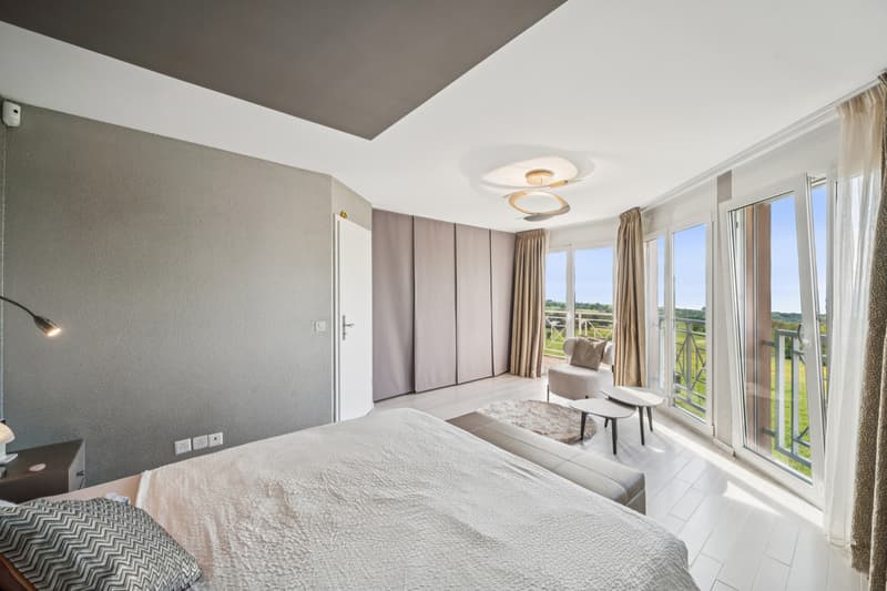 Beautiful individual villa with panoramic view (4)