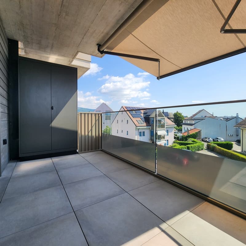 Monolocale nel centro di Gland con balcone (7)