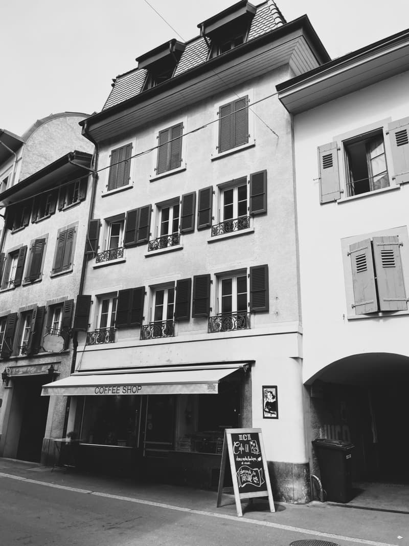 Affascinante monolocale in affitto nel cuore della vecchia città di Vevey (2)
