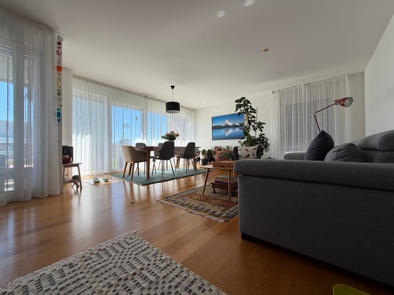 Splendide 4,5 pièces au 3ème étage avec grand balcon (3)