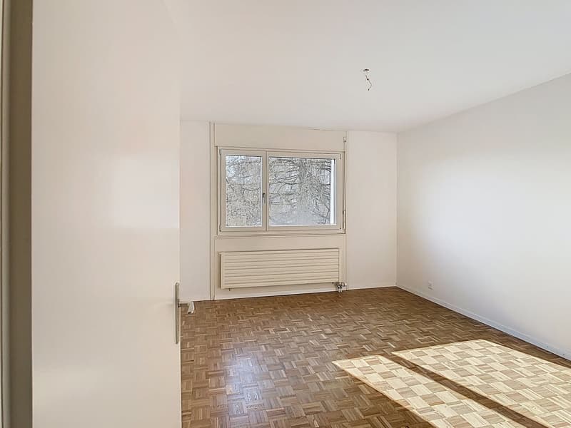 Bell'appartamento luminoso con loggia e panorama eccezionale (10)
