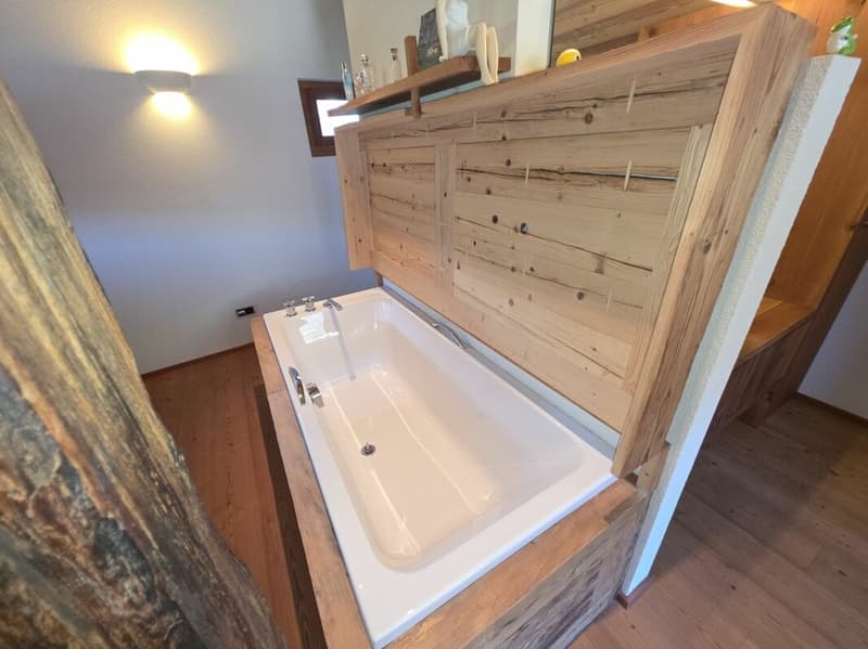 4 Rooms - Barn in a great location with surrounding area (6)