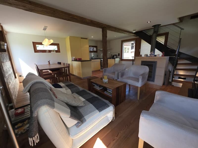 4 Rooms - Barn in a great location with surrounding area (3)
