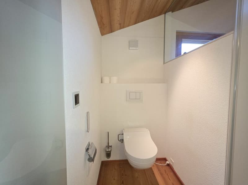 4 Rooms - Barn in a great location with surrounding area (8)