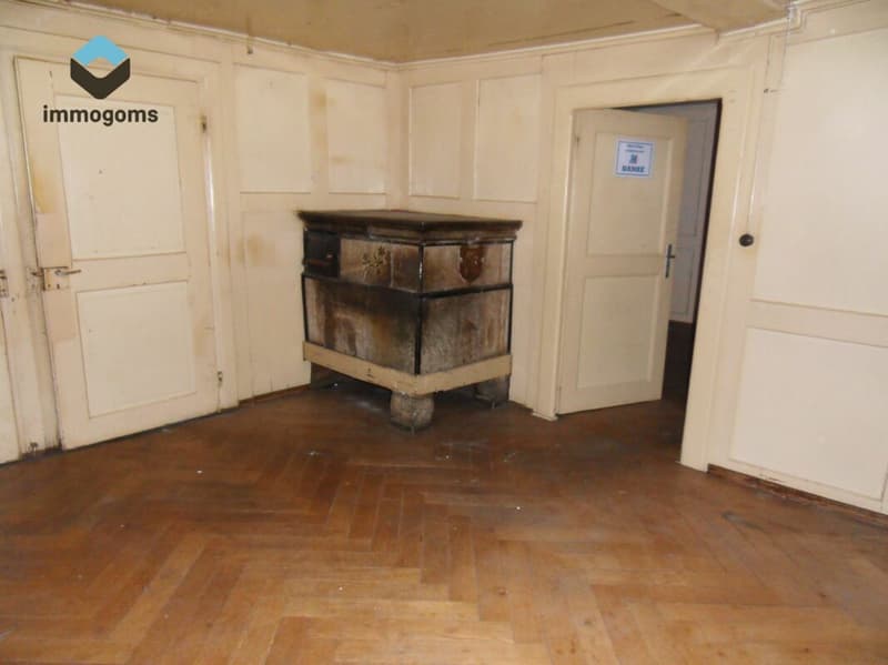 Maison avec trois appartements dans un emplacement central (4)